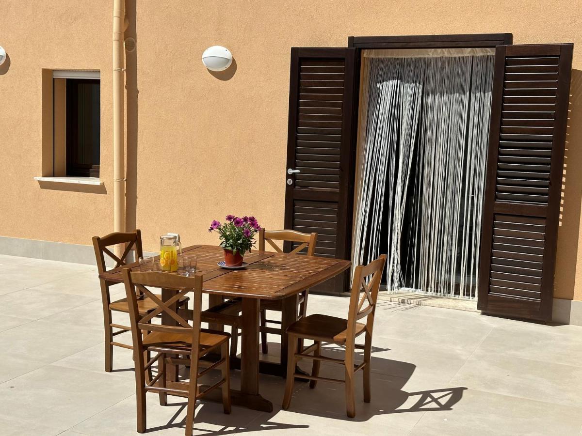Villa Fiorenza - 100 Mt Dal Mare Castellammare del Golfo Luaran gambar